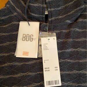 Urban Outfitters NWT pullover